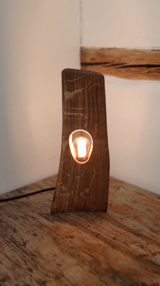 Handgefertigte Eichen Tischlampe